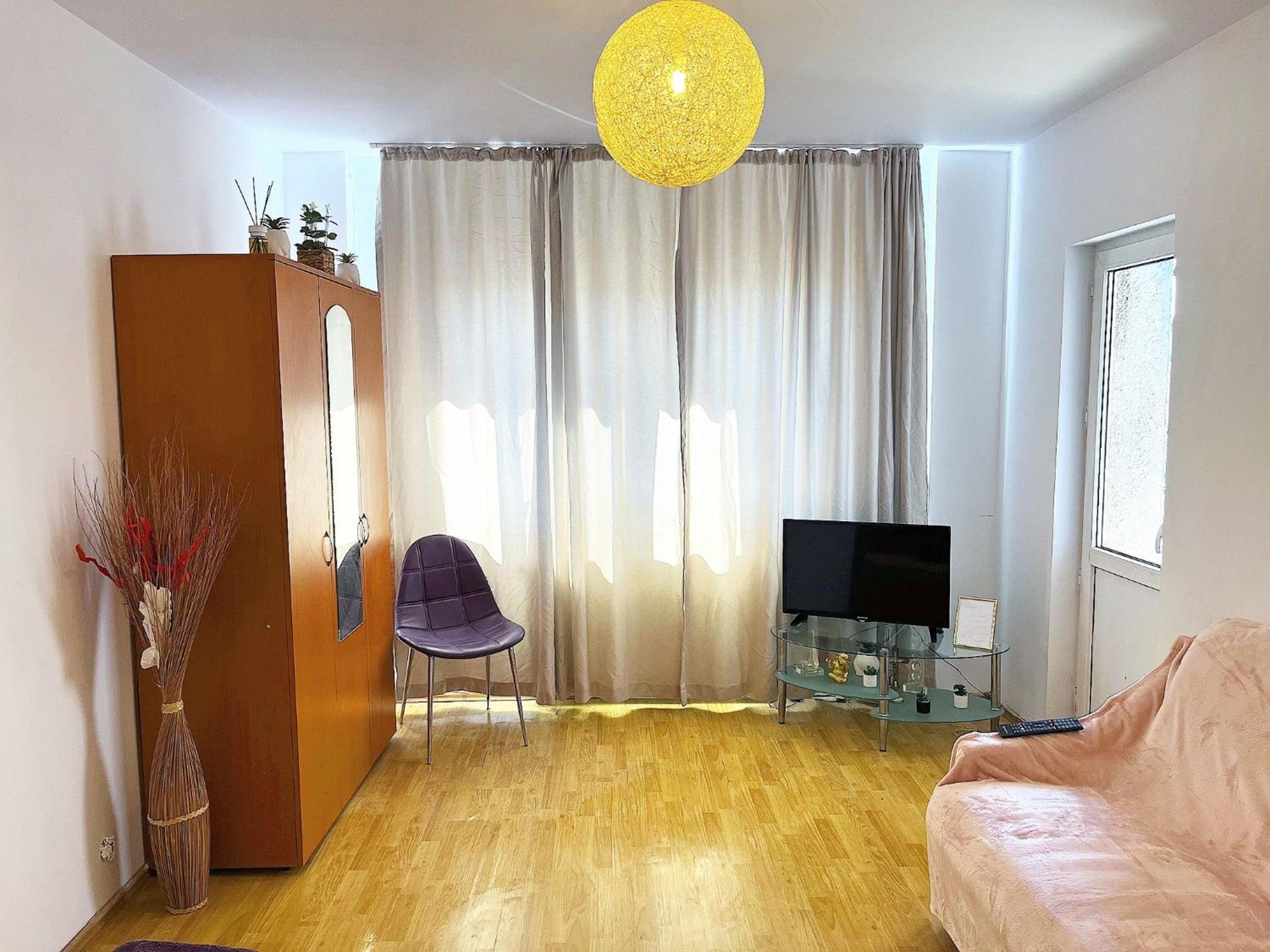 Crisand Home Boekarest Buitenkant foto